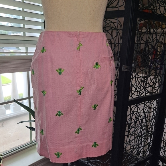Lilly Pulitzer Size 2 Pink Skirt with Green Bee Embroidery - Picture 4 of 9